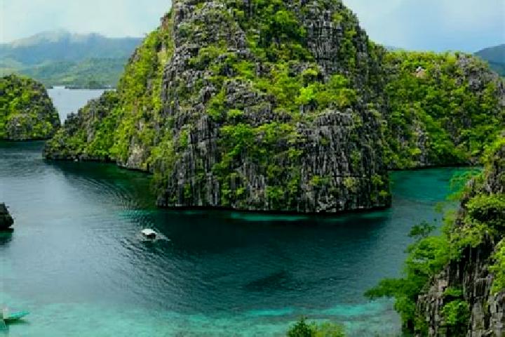 Hazel, 21 — Escort in Robonkon, Philippines