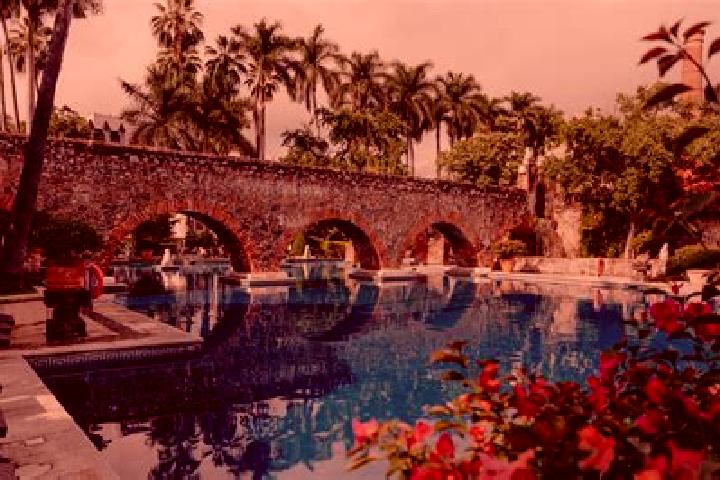 Hazel, 21 — Escort in San Pablo Pixtun, Mexico