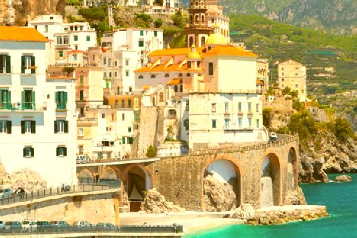 Hazel, 21 — Escort in Sini, Italy