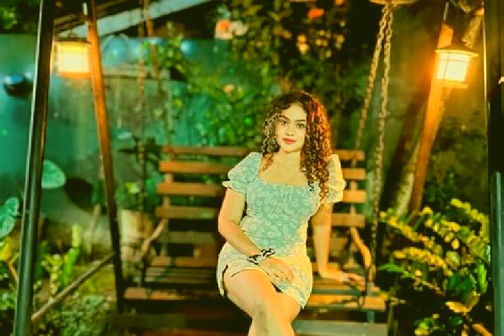 Hazel, 21 — Escort in Tharu Shah, Pakistan