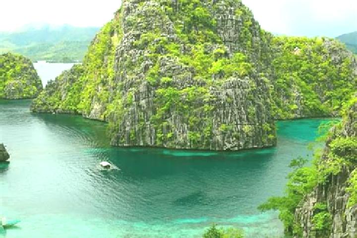Hazel, 21 — Escort in Tipo-Tipo, Philippines
