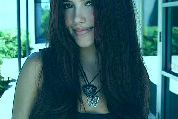 Hazel, 22, a auburn brown-eyed latina companion based in Kueplue. Offering BDSM, Party Girl, Striptease, Massage, Overnight. Available for incall and outcall...