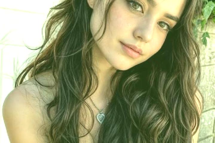Hazel, 22, a auburn hazel-eyed middle eastern companion based in Santa Cruz del Tejocote. Offering Deep French Kissing, GFE, Tantra, Girlfriend Experience, M...