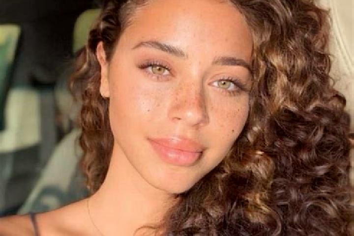 Hazel, 22, a black hazel-eyed ebony companion based in Plain City. Offering Overnight, Prostate Massage, Travel Companion, Duos. Available for incall and out...