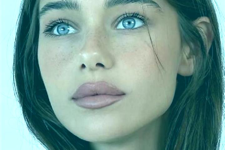Hazel, 22, a brunette brown-eyed middle eastern companion based in Chacoaco. Offering Tantra, Prostate Massage, Massage, Deep French Kissing, 69. Available f...