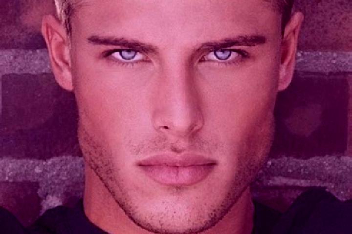 Hazel, 22, a dark blonde grey-eyed caucasian companion based in Piegaro. Offering Tantra, Striptease, Massage. Available for incall and outcall, overnight bo...