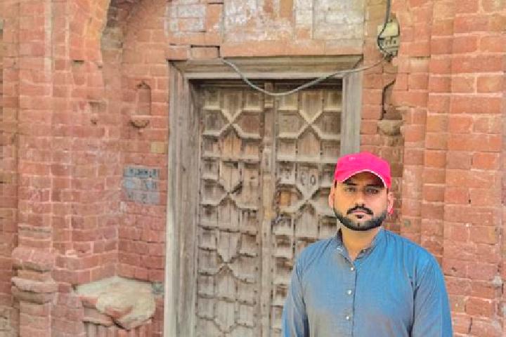 Hazel, 22 — Escort in Alipur, Pakistan