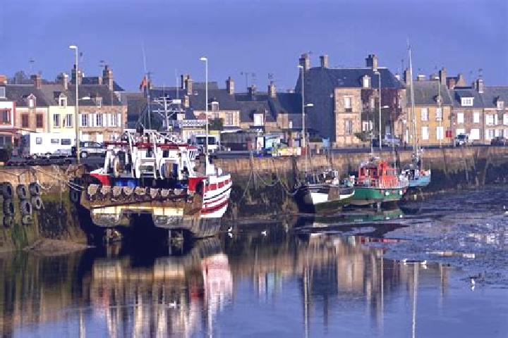 Hazel, 22 — Escort in Barfleur, France