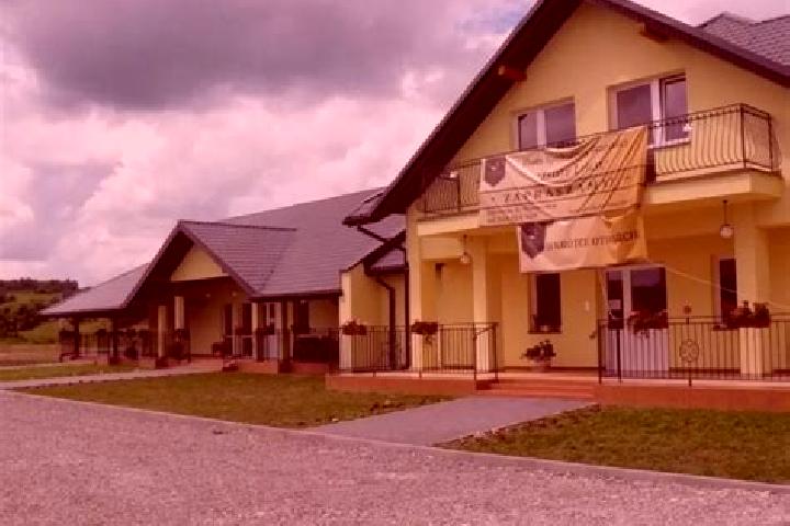 Hazel, 22 — Escort in Boguchwala, Poland