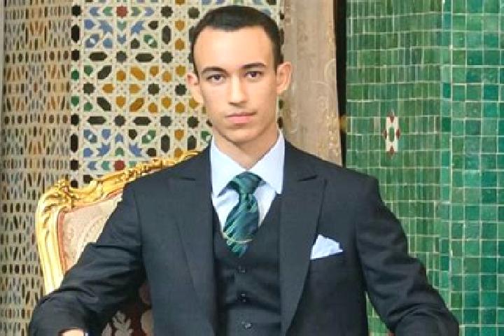 Hazel, 22 — Escort in Moulay Ali Cherif, Morocco