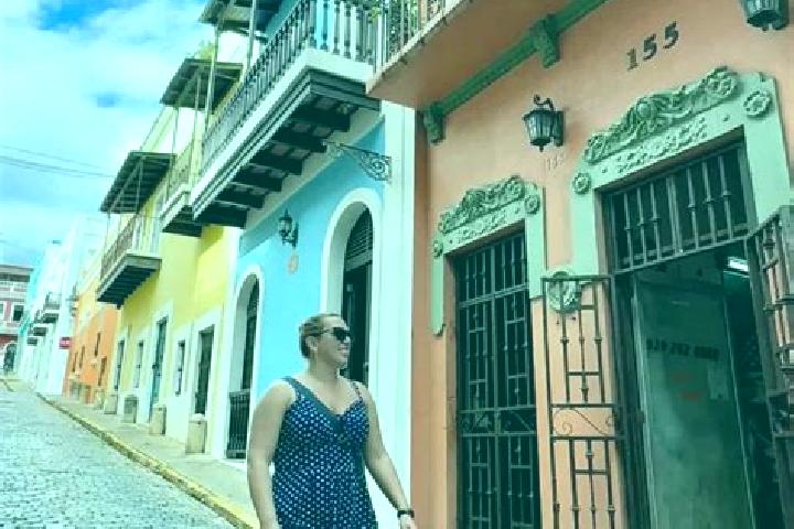 Hazel, 22 — Escort in Puerto Limon, Ecuador