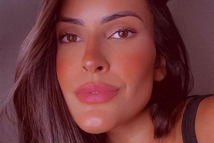 Hazel, 22 — Escort in San Bartolo, Italy