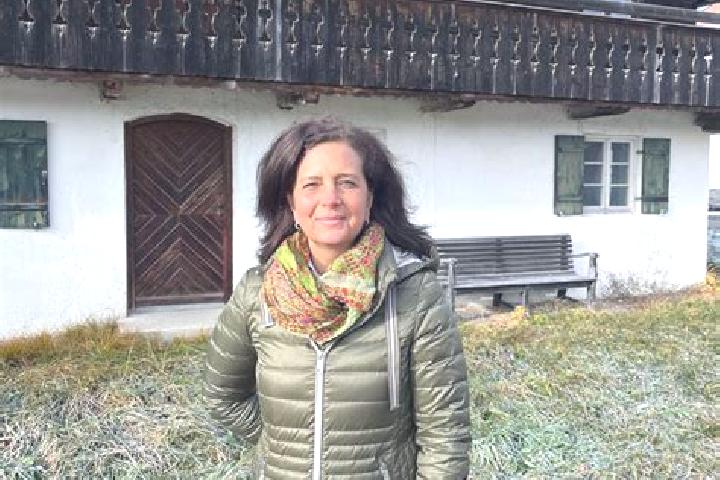 Hazel, 22 — Escort in Wackersberg, Germany