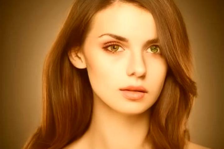 Hazel, 23, a auburn amber-eyed european companion based in Olho Marinho. Offering CIM, Tantra, 69. Available for incall and outcall, day and evening dates.
