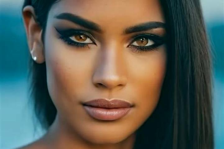 Hazel, 23, a dark blonde amber-eyed latina companion based in Kagoro. Offering Party Girl, Overnight, Tantra, OWO. Available for incall and outcall, day and ...