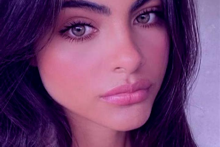 Hazel, 23, a dark blonde hazel-eyed latina companion based in Pietranico. Offering BDSM, Erotic Massage, Overnight, Tantra, Travel Companion. Available for i...