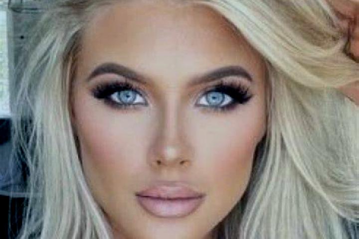 Hazel, 23, a platinum blonde amber-eyed latina companion based in Petit-Abidjan. Offering OWO, A-Level, Party Girl. Available for incall and outcall, overnig...