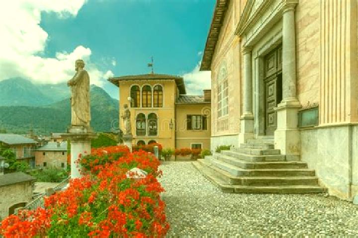 Hazel, 23 — Escort in Entracque, Italy