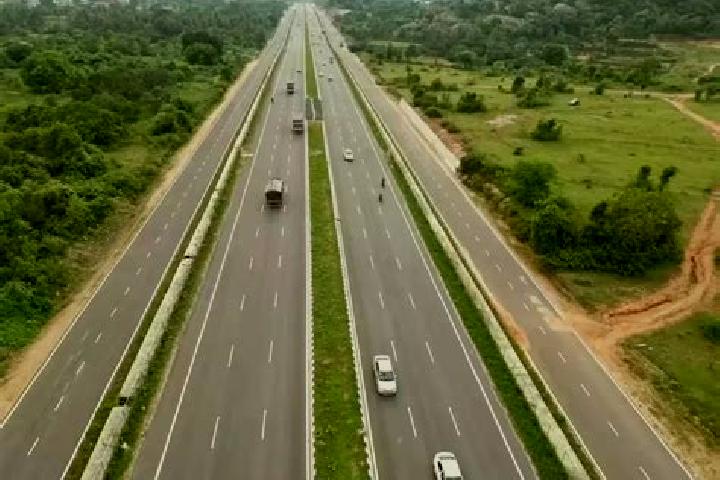 Hazel, 23 — Escort in Highways, India