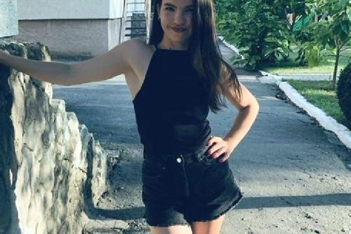 Hazel, 23 — Escort in Shumsk, Ukraine