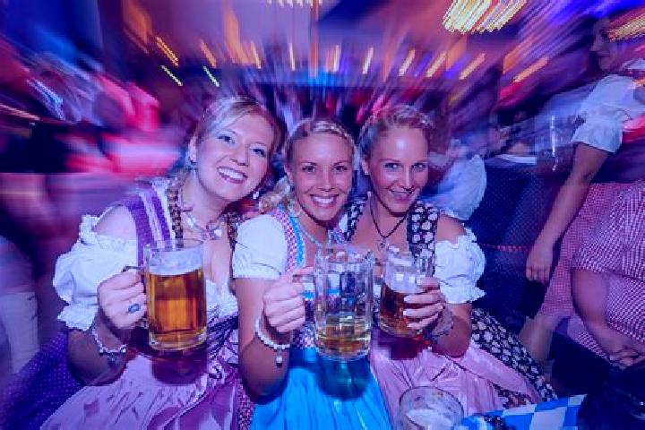Hazel, 23 — Escort in Spadenland, Germany