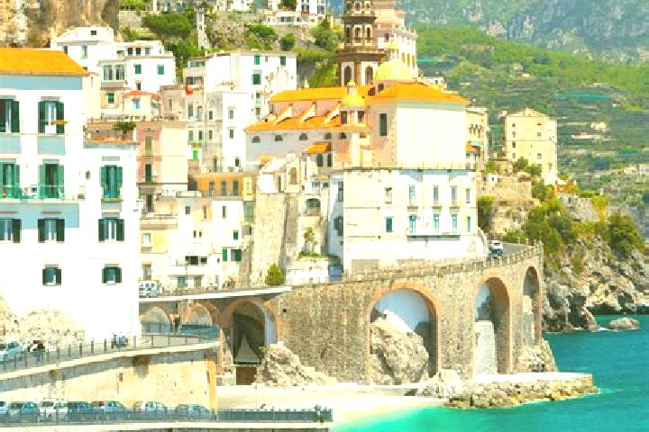 Hazel, 23 — Escort in Varano, Italy