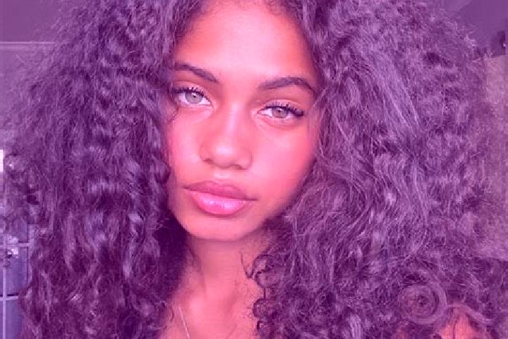 Hazel, 24, a black grey-eyed ebony companion based in Oriental. Offering CIM, Striptease, GFE, Couples. Available for incall and outcall, day and evening dates.