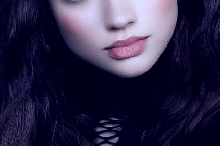 Hazel, 24, a brunette blue-eyed middle eastern companion based in Bedford Park. Offering Massage, Duos, Erotic Massage, Striptease, Domination. Available for...