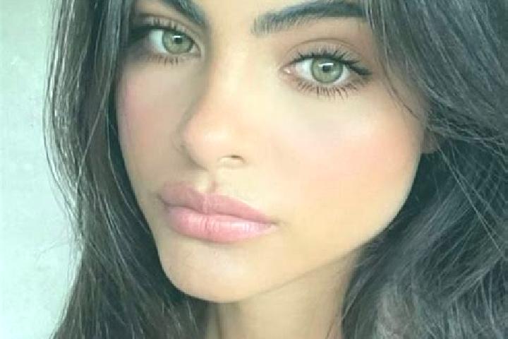 Hazel, 24, a chestnut green-eyed indian companion based in Samad Vurghun. Offering Couples, Fetish, Travel Companion, Dinner Date. Available for incall and o...