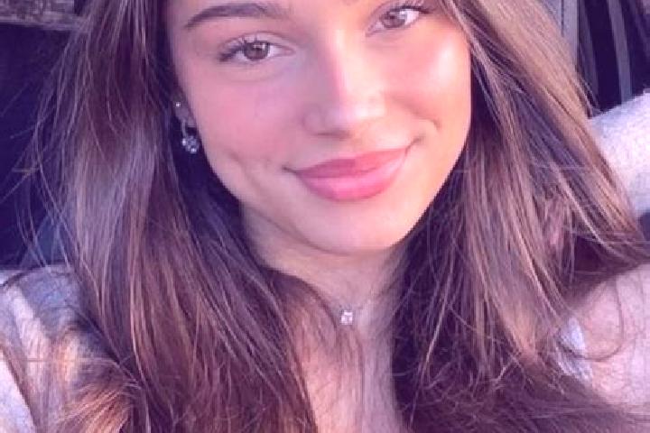 Hazel, 24, a chestnut hazel-eyed caribbean companion based in Ventrosa. Offering Travel Companion, Overnight, CIM, OWO. Available for incall and outcall, day...