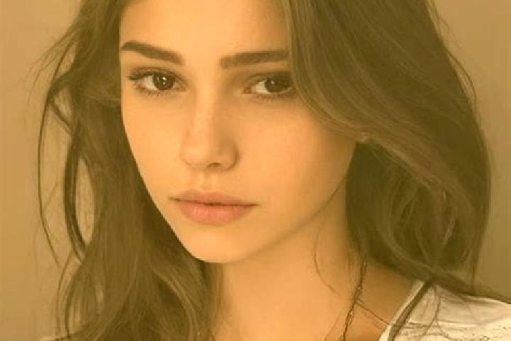 Hazel, 24, a red grey-eyed slavic companion based in Krajan Kajar. Offering CIM, Travel Companion, Girlfriend Experience. Available for incall and outcall, d...