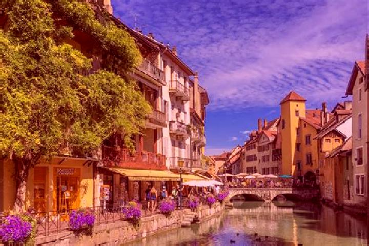 Hazel, 24 — Escort in Boulogne, France