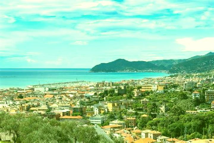 Hazel, 24 — Escort in Chiavari, Italy