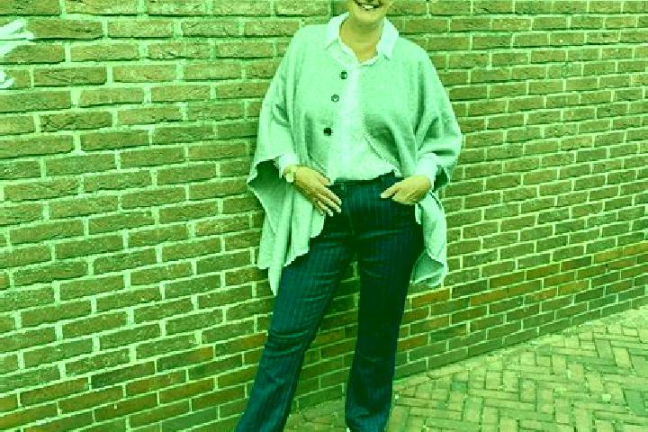 Hazel, 24 — Escort in Hellum, Netherlands