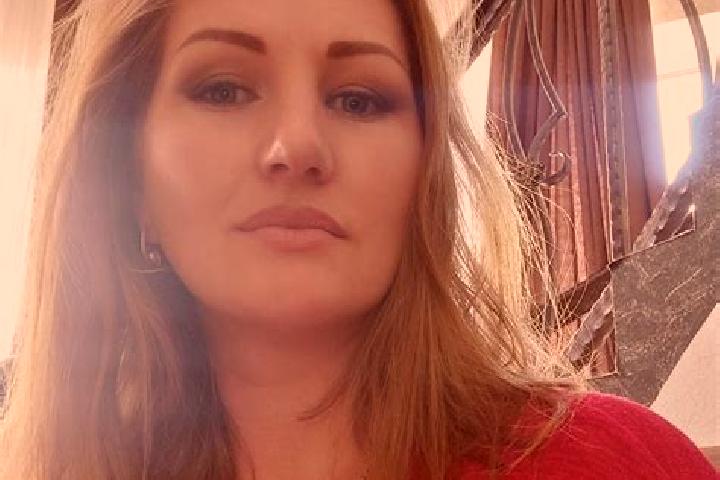 Hazel, 24 — Escort in Krymsk, Russia