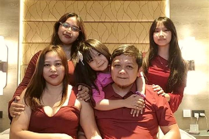 Hazel, 24 — Escort in Lipahan, Philippines