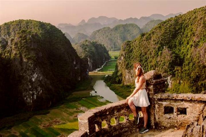 Hazel, 24 — Escort in Ninh Binh, Vietnam