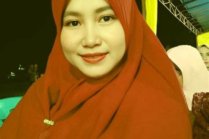 Hazel, 24 — Escort in Salakan, Indonesia