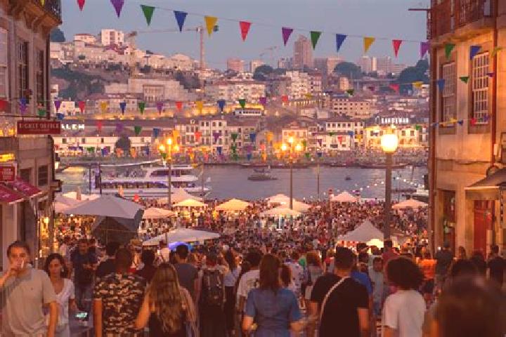 Hazel, 24 — Escort in Sao Joao, Portugal