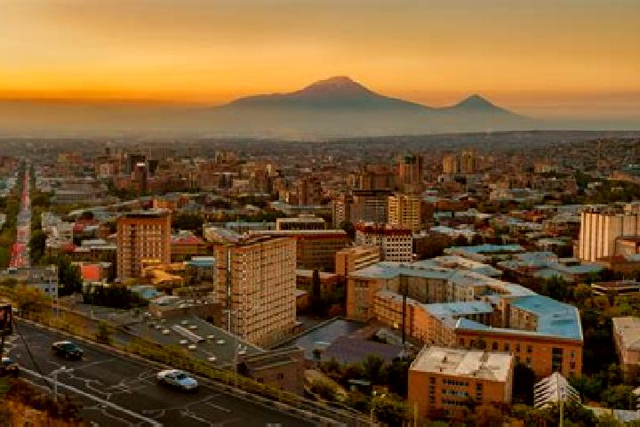 Hazel, 24 — Escort in Tsamakasar, Armenia