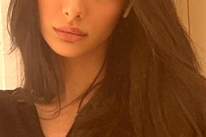Hazel, 25, a black dark-eyed middle eastern companion based in Karapuercek. Offering A-Level, OWO, Dinner Date. Available for incall and outcall, overnight b...