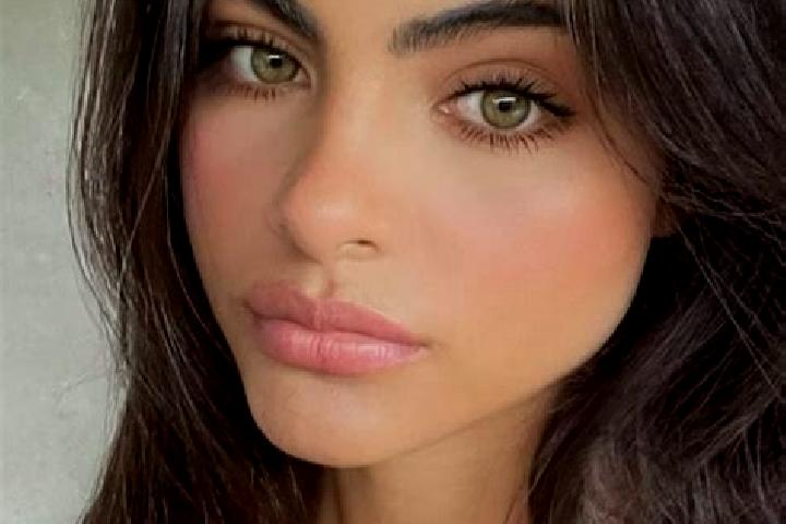Hazel, 25, a black hazel-eyed latina companion based in Canta. Offering Erotic Massage, Deep French Kissing, Girlfriend Experience, Roleplay, Striptease. Ava...