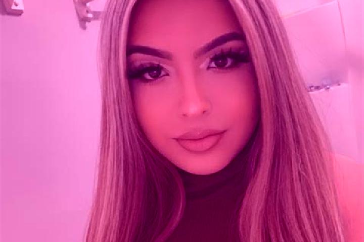Hazel, 25, a blonde grey-eyed latina companion based in Chaoyangdong. Offering Massage, Party Girl, Roleplay, Couples. Available for incall and outcall, over...