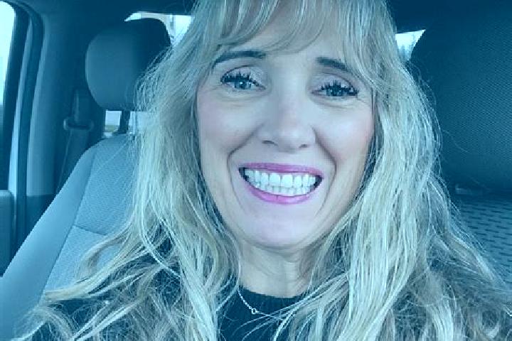 Hazel, 25 — Escort in Fruitdale, United States