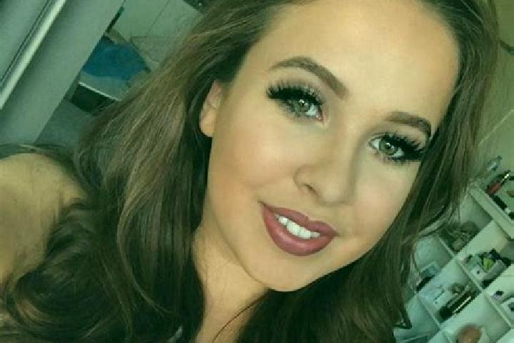 Hazel, 26, a auburn amber-eyed mediterranean companion based in Ushtobe. Offering A-Level, Striptease, Couples. Available for incall and outcall, day and eve...