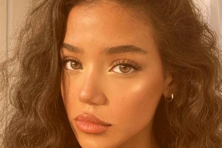 Hazel, 26, a black brown-eyed mediterranean companion based in East Huntspill. Offering Deep French Kissing, Overnight, Tantra. Available for incall and outc...