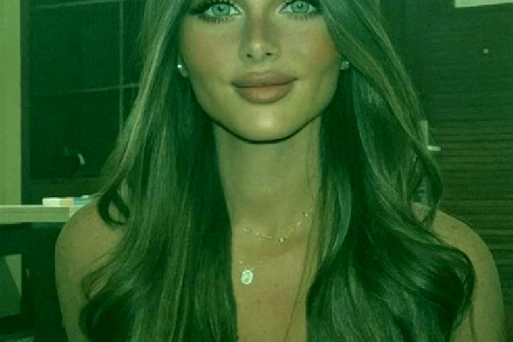 Hazel, 26, a brunette dark-eyed slavic companion based in Frasne. Offering Dinner Date, Fetish, CIM. Available for incall and outcall, day and evening dates.