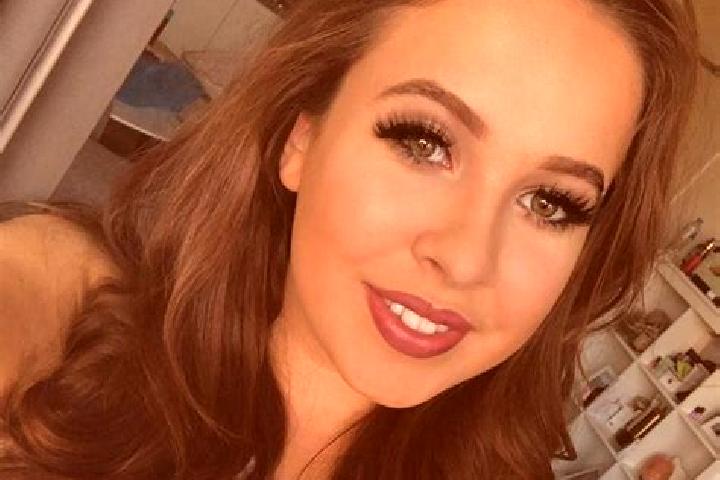 Hazel, 26, a dark blonde dark-eyed european companion based in Sankt Veit im Pongau. Offering OWO, CIM, Dinner Date, Overnight. Available for incall and outc...