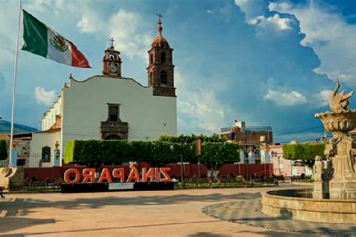 Hazel, 26 — Escort in Altamira de Zinaparo, Mexico