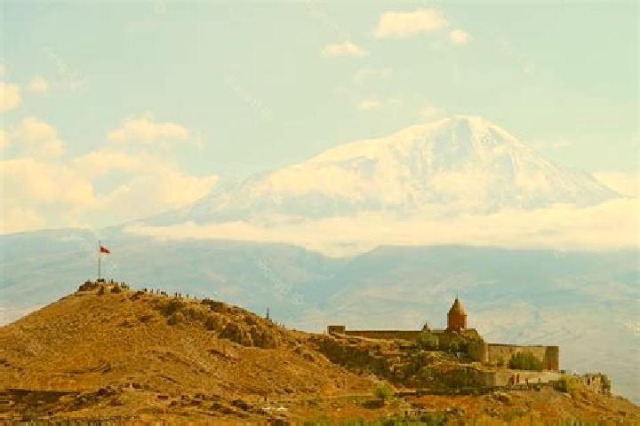 Hazel, 26 — Escort in Buzhakan, Armenia